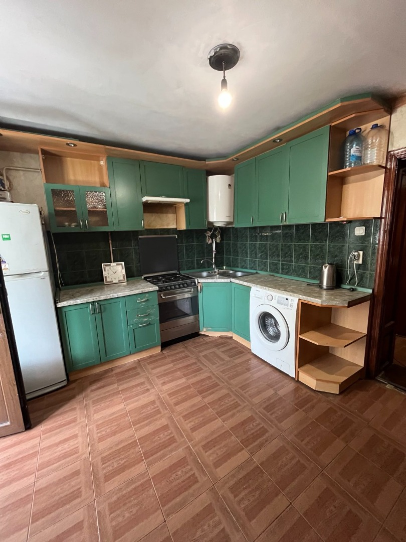 продажа трехкомнатной квартиры номер A-173229 в Приморском районе, фото номер 17